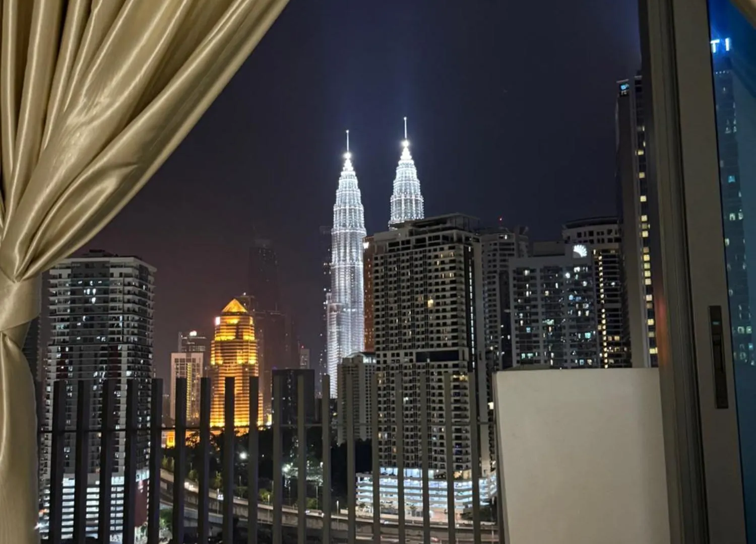 Klcc View Residence By Infinitum Kuala Lumpur